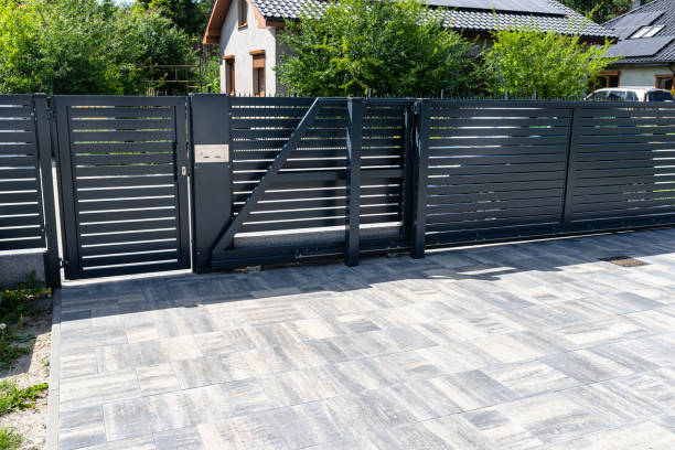 Best Decorative Driveway Pavers  in Carlinvle, IL